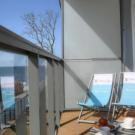 Riviera Z Widokiem Na Morze Ustronie Nadmorski Luksus ウストロニエ・モルスキエ